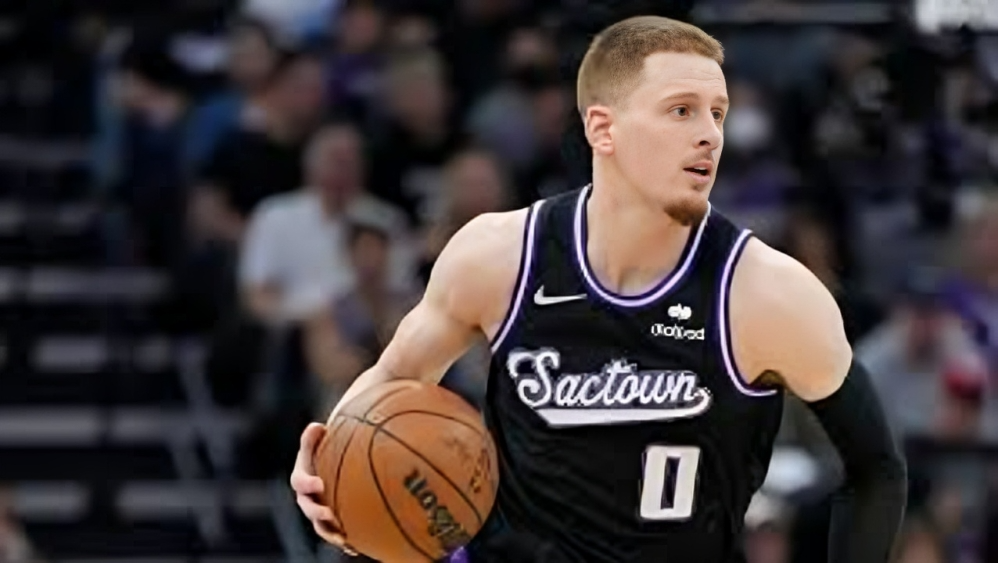 Donte DiVincenzo Contract